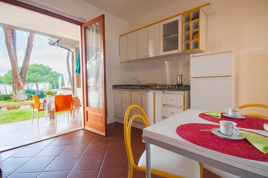 Residence Le Grazie Est Каполивери Экстерьер фото