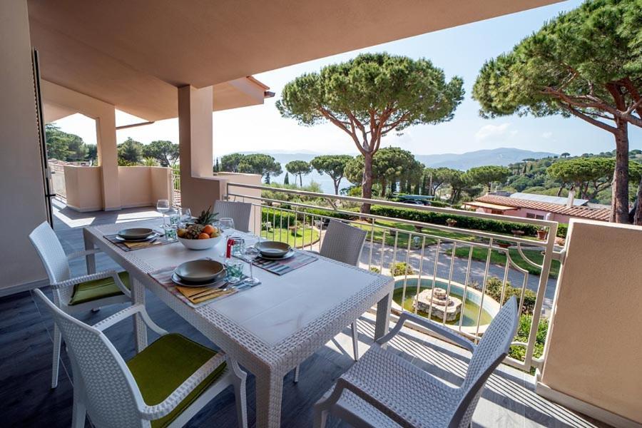 Residence Le Grazie Est Каполивери Экстерьер фото